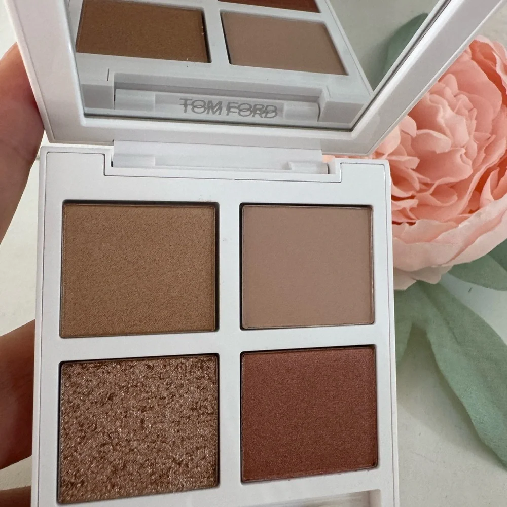 Tom Ford Eyeshadow Quad - COLOR 01 NAKED PINK